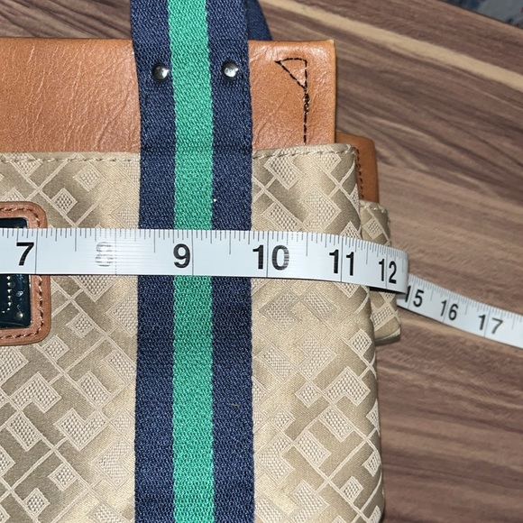 TOMMY HILFIGER MONOGRAM GREEN AND NAVY STRIPE PURSE - Picture 11 of 16